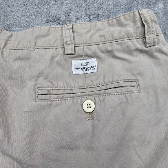 Vineyard Vines Men's Club Shorts Tan Khaki Club Chino Size 38 - Picture 3 of 9
